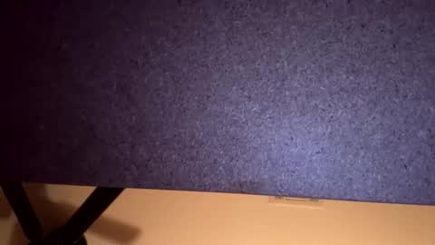 Snapshot of eatfresh1983 chatting on October 31, 10:43 pm eatfresh1983 online show from October 31, 10:43 pm