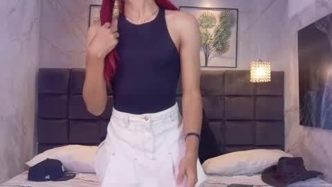 eboneycurly online show from September 11, 7:15 pm