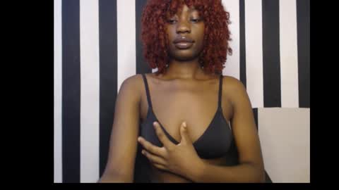 Ella online show from October 3, 11:29 am