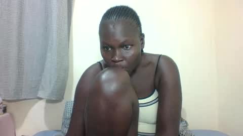 Snapshot of ebonyblack28 chatting on September 14, 5:14 pm MELVINE online show from September 14, 5:14 pm