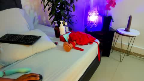 Genesis online show from January 8, 7:03 pm