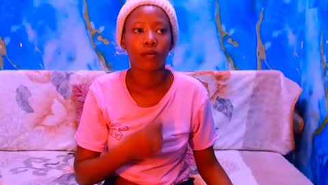 ebonypretty4u online show from October 6, 6:42 am