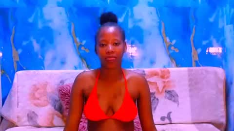 ebonypretty4u online show from October 10, 5:24 am