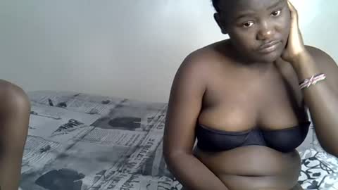 ebonyrapunzelle online show from July 28, 8:56 am