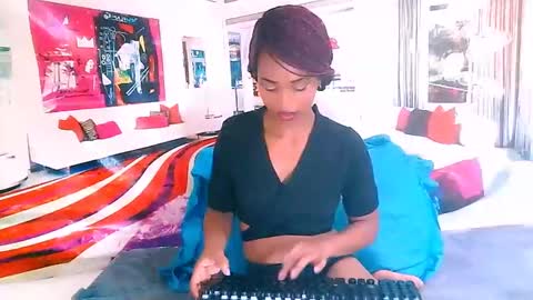 Candy online show from February 6, 9:00 am