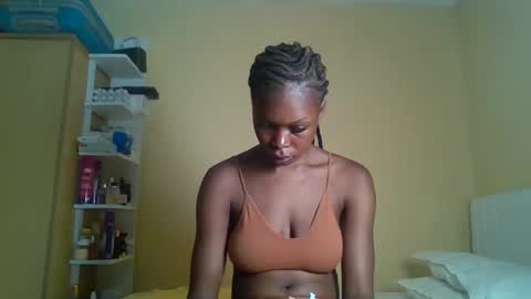 ebonytanqueen online show from April 13, 2:27 am