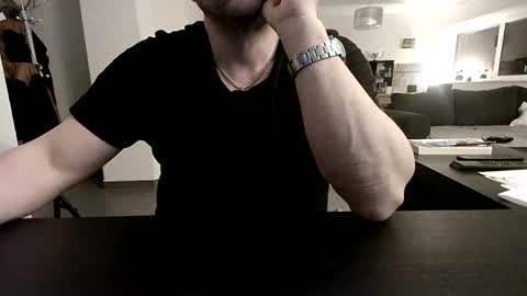 Echo online show from January 6, 5:06 pm