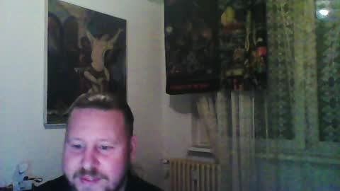 Snapshot of eda666 chatting on December 4, 6:44 pm Edward online show from December 4, 6:44 pm