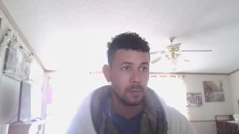 eddgarzay08 online show from April 12, 6:56 pm