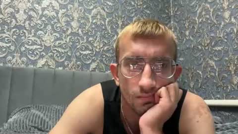 eddy_1994 online show from July 10, 12:32 pm