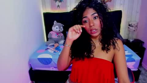 Snapshot of edelaine_rogers chatting on September 15, 6:04 am ede online show from September 15, 6:04 am