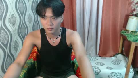 edelcum_xx online show from February 12, 1:27 pm
