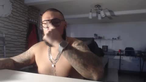 edgarram83 online show from November 13, 11:40 pm