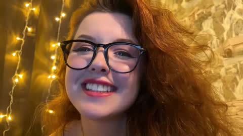 Friendly neighbourhoud redhead  online show from January 19, 1:53 am