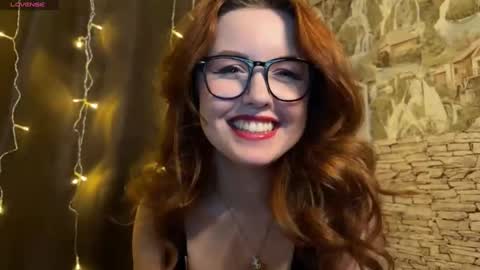 Friendly neighbourhoud redhead  online show from January 24, 2:07 am