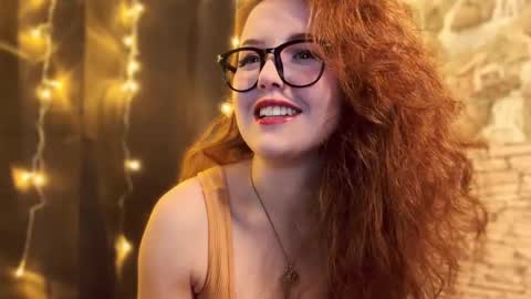 Friendly neighbourhoud redhead  online show from January 18, 10:49 pm