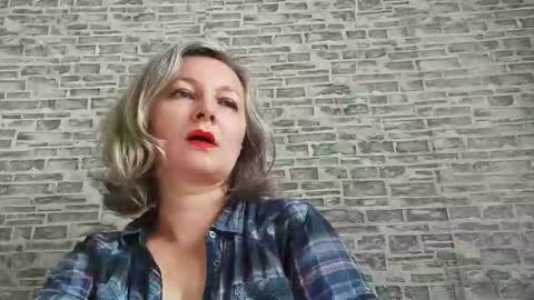 edithmanning online show from September 11, 6:36 am