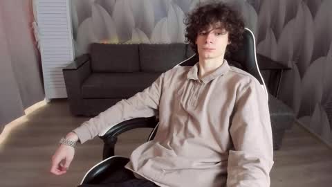 edvardblare online show from September 25, 9:16 am