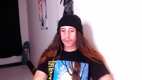 edward_chann online show from December 14, 12:01 am