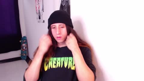 edward_chann online show from January 22, 10:15 pm