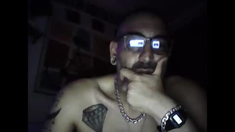 eemmee708927 online show from March 6, 7:07 am