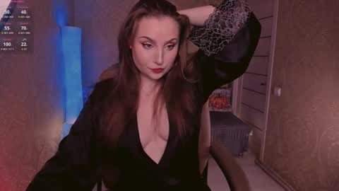 eesmaaarr online show from November 4, 10:55 pm