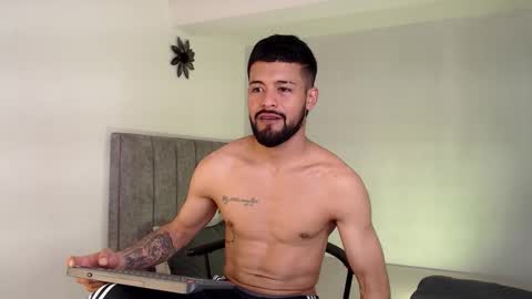 eevil_boys_77 online show from October 21, 1:59 pm