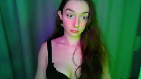 effie_balconii online show from December 5, 2:26 pm