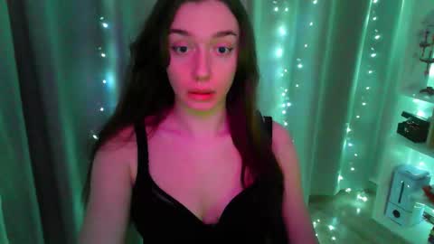 effie_balconii online show from January 12, 1:29 pm