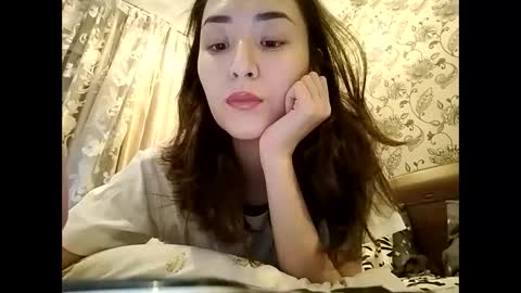 Effy online show from March 12, 4:35 pm