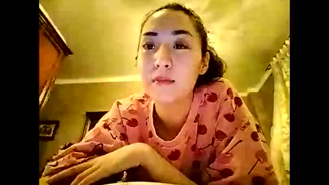 Effy online show from February 27, 2:10 pm
