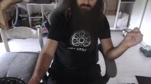 eighthundredeightyeight online show from September 25, 11:17 am