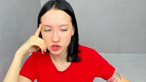 eileenmoores online show from March 23, 4:56 pm