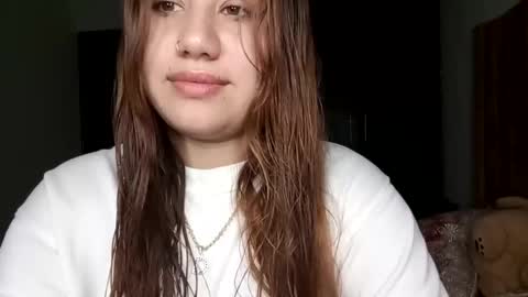 Snapshot of eimy_collin chatting on January 19, 2:04 am EIMY MODEL INDEPENDENT online show from January 19, 2:04 am