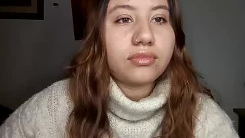 Snapshot of eimy_collin chatting on January 8, 9:32 am EIMY MODEL INDEPENDENT online show from January 8, 9:32 am