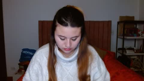 Snapshot of eimy_collin chatting on March 5, 12:49 am EIMY MODEL INDEPENDENT online show from March 5, 12:49 am