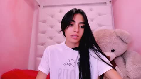 eimy online show from March 10, 1:48 pm