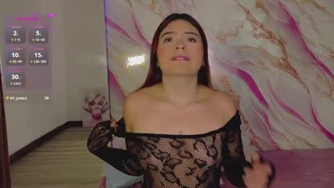 eimyaniston cute online show from April 10, 2:22 pm