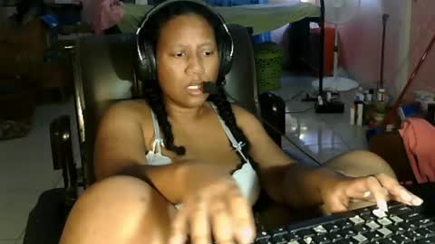 Eirondra Valeen online show from April 3, 12:06 am