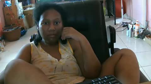 Snapshot of eirondra_valeen chatting on October 8, 1:50 pm Eirondra Valeen online show from October 8, 1:50 pm