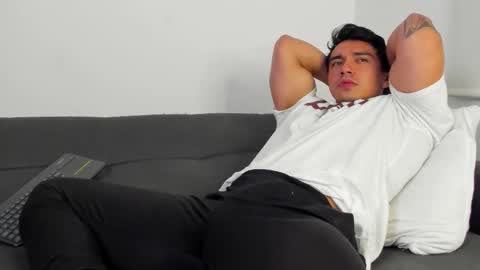 EITHAN CONOR online show from November 22, 2:10 am