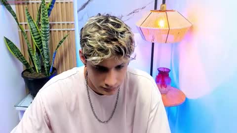 el_flakitoo_ online show from September 24, 6:47 pm