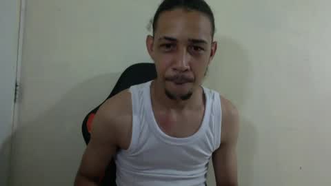 Instagram BelowAbajo online show from April 11, 3:55 am