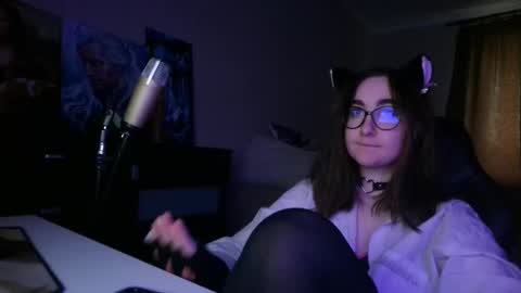 If you like it when I meow give me a thumbs up online show from March 3, 3:43 pm