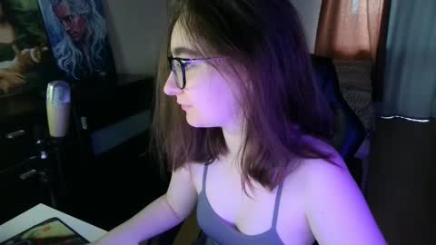 If you like it when I meow give me a thumbs up online show from February 23, 1:10 pm