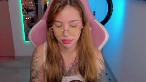 Ela online show from October 21, 3:55 am