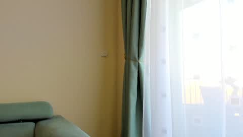 Ela online show from March 9, 8:19 am