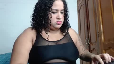 elah_sophia2 online show from June 30, 12:59 pm