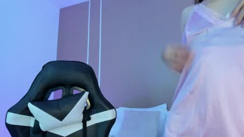 E L A I A online show from April 13, 12:20 pm