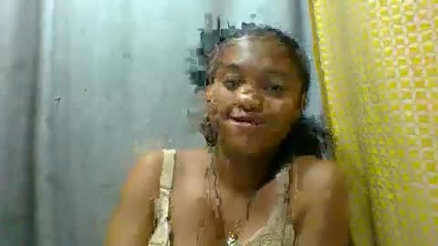 Snapshot of elaliealdy chatting on September 21, 11:03 am elaliealdy online show from September 21, 11:03 am